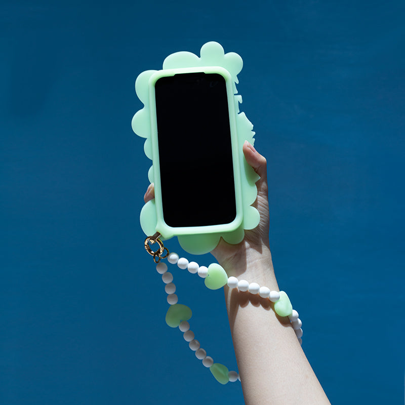 iPhone 14 Pro - Full of Love (Glow in the Dark Green)
