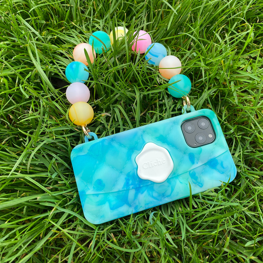 NEW IN: Glow in the Dark Seal Stamped Case