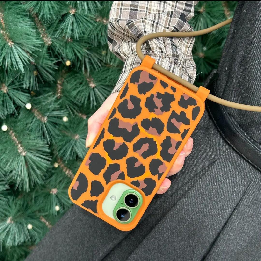 iPhone 17 MagSafe Case with Silicone Strap (Brown/Leopard)