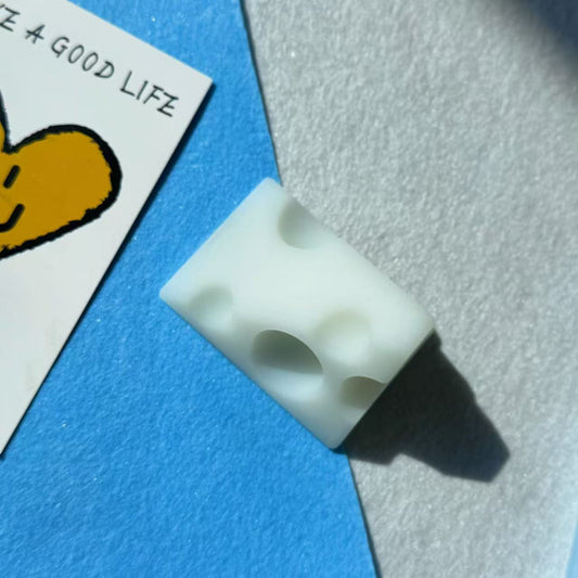 Cheese MagSafe Stand (Glow-in-the-Dark White)